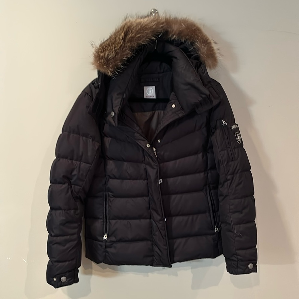 Bogner women’s ski jacket. Size US10.